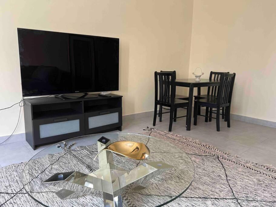 Superbe Appartement Proche De Toutes Les Commodite Rabat Extérieur photo